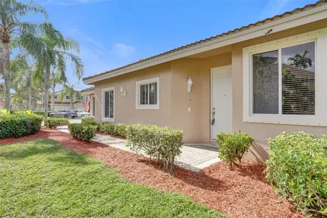 15825 SW 11th Street Pembroke Pines FL 33027