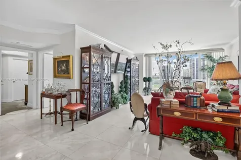 7000 Island Boulevard Aventura FL 33160