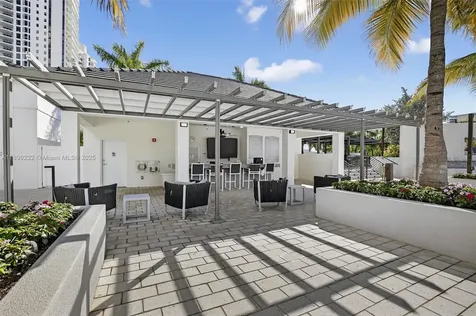 7000 Island Boulevard Aventura FL 33160