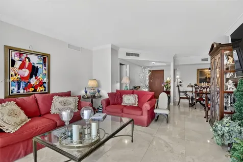7000 Island Boulevard Aventura FL 33160
