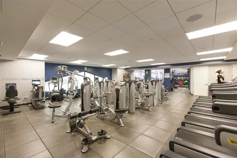 7000 Island Boulevard Aventura FL 33160