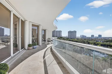 7000 Island Boulevard Aventura FL 33160