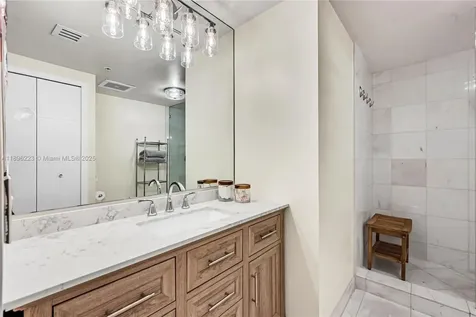 665 NE 25th Street Miami FL 33137