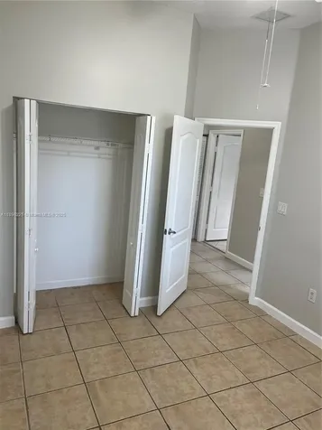 16637 SW 52nd Street Miami FL 33185