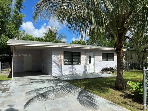 6121 Madison Street Hollywood FL 33023
