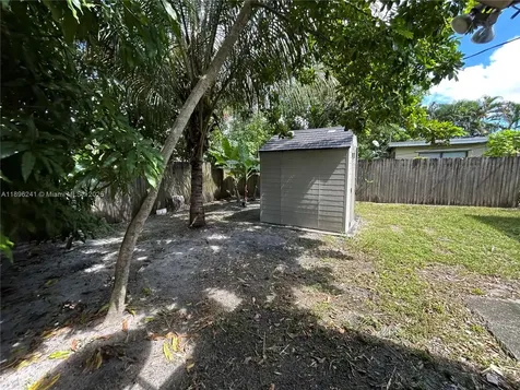 6121 Madison Street Hollywood FL 33023