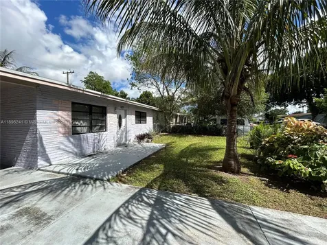 6121 Madison Street Hollywood FL 33023