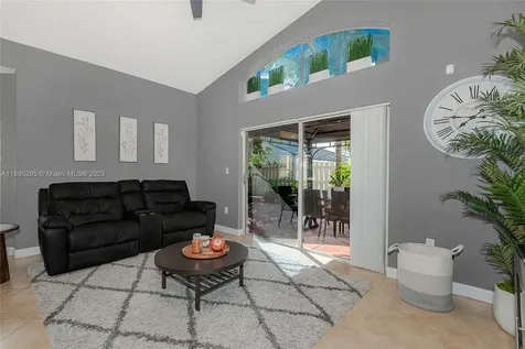 19190 NW 24th Place Pembroke Pines FL 33029