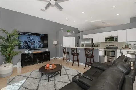 19190 NW 24th Place Pembroke Pines FL 33029