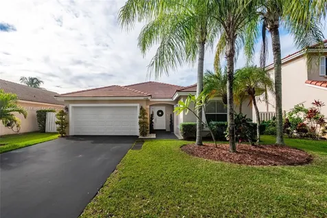 19190 NW 24th Place Pembroke Pines FL 33029