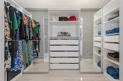 19190 NW 24th Place Pembroke Pines FL 33029