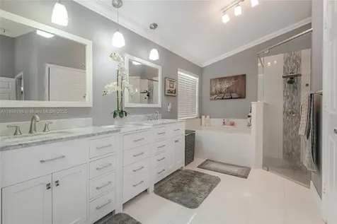 19190 NW 24th Place Pembroke Pines FL 33029