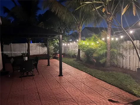 19190 NW 24th Place Pembroke Pines FL 33029