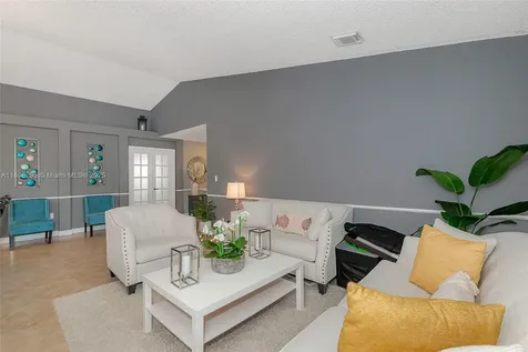 19190 NW 24th Place Pembroke Pines FL 33029