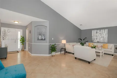 19190 NW 24th Place Pembroke Pines FL 33029