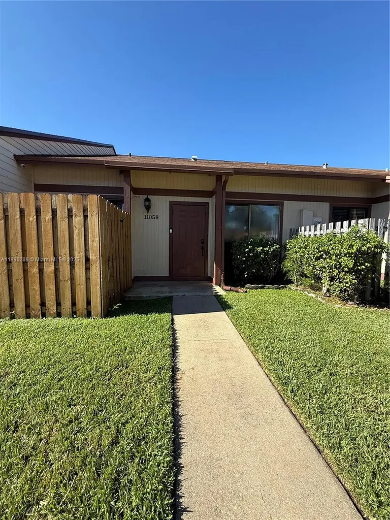 11058 NW 38th Street Sunrise FL 33351