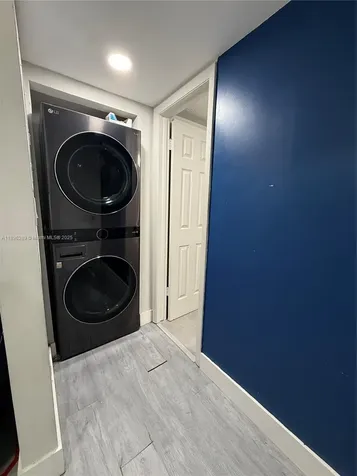 11058 NW 38th Street Sunrise FL 33351