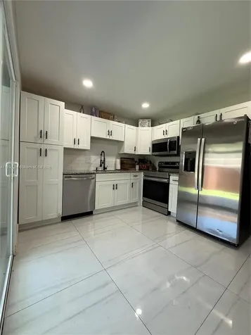 11058 NW 38th Street Sunrise FL 33351