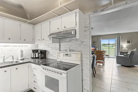 17001 NE 13th Avenue Miami FL 33162