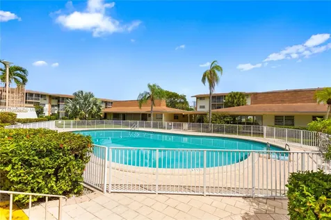 17001 NE 13th Avenue Miami FL 33162