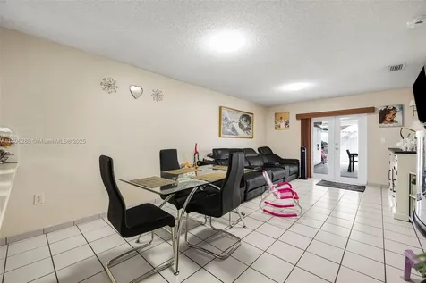 4191 W 10th Avenue Hialeah FL 33012