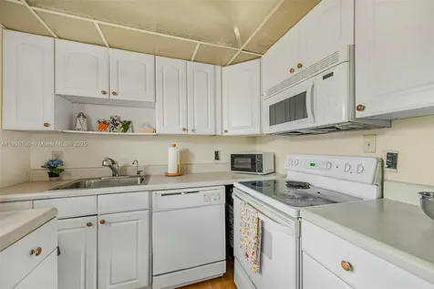 712 Monaco O Delray Beach FL 33446