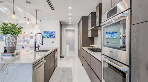 12855 Maple Road North Miami FL 33181