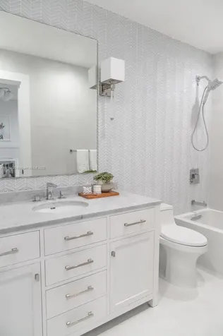 12855 Maple Road North Miami FL 33181