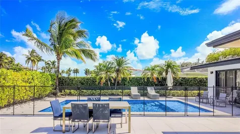 12855 Maple Road North Miami FL 33181
