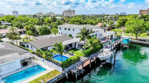 12855 Maple Road North Miami FL 33181