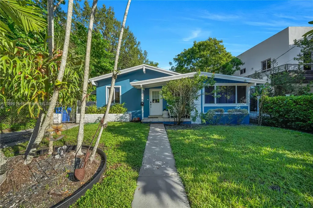 3577 Charles Avenue Miami FL 33133