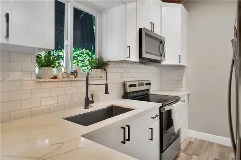 3577 Charles Avenue Miami FL 33133