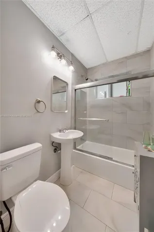 3577 Charles Avenue Miami FL 33133