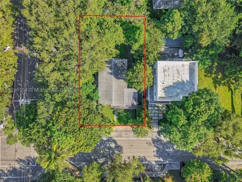 3577 Charles Avenue Miami FL 33133
