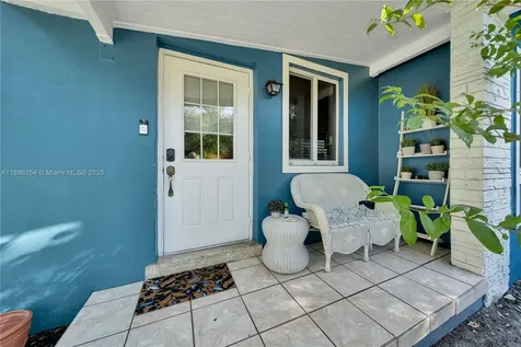 3577 Charles Avenue Miami FL 33133