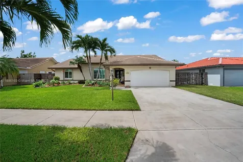 15806 SW 144th Place Miami FL 33177