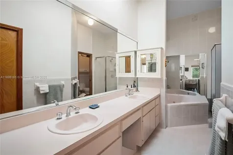 15806 SW 144th Place Miami FL 33177