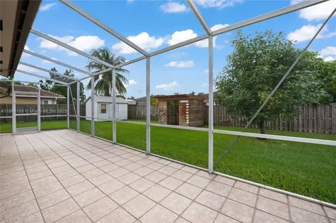 15806 SW 144th Place Miami FL 33177