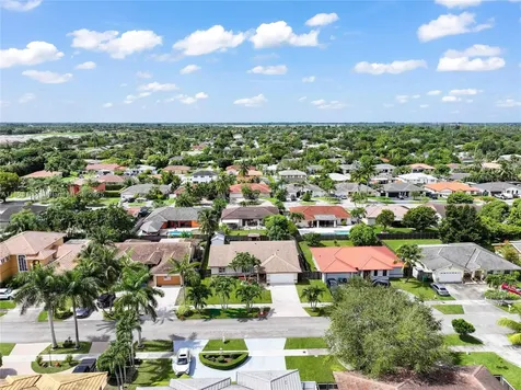 15806 SW 144th Place Miami FL 33177
