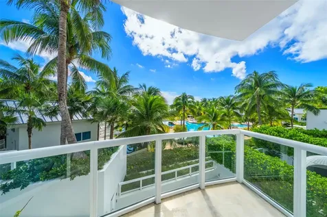 50 S Pointe Drive Miami Beach FL 33139