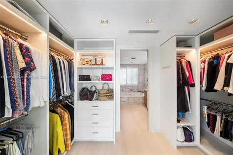 50 S Pointe Drive Miami Beach FL 33139