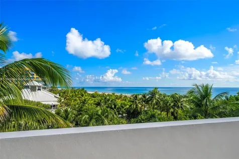 50 S Pointe Drive Miami Beach FL 33139
