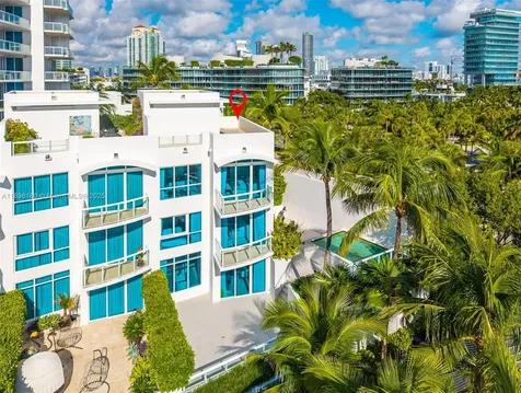 50 S Pointe Drive Miami Beach FL 33139