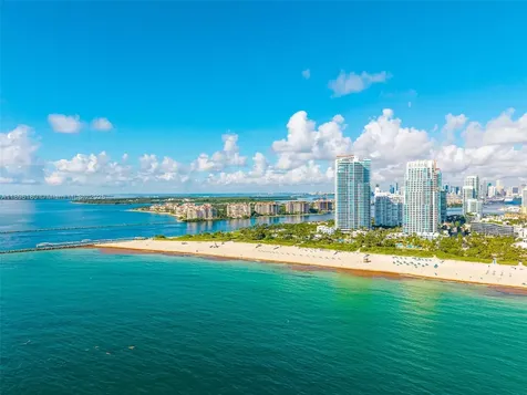 50 S Pointe Drive Miami Beach FL 33139