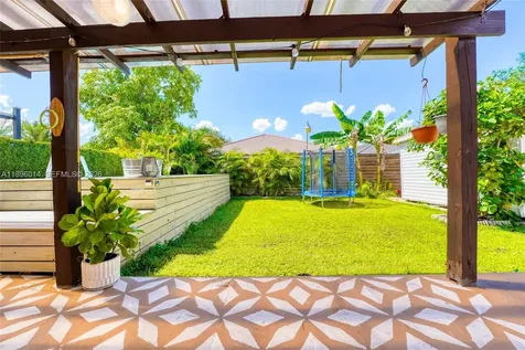 752 NW 134th Avenue Miami FL 33182