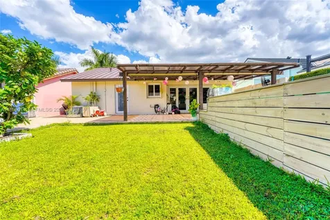752 NW 134th Avenue Miami FL 33182