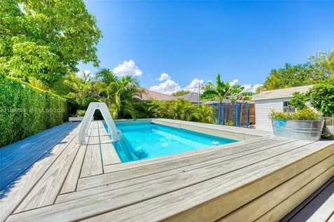 752 NW 134th Avenue Miami FL 33182