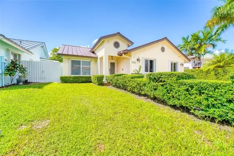 752 NW 134th Avenue Miami FL 33182