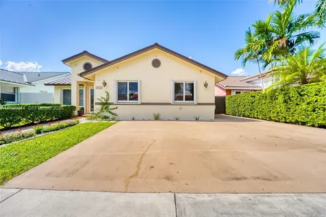 752 NW 134th Avenue Miami FL 33182