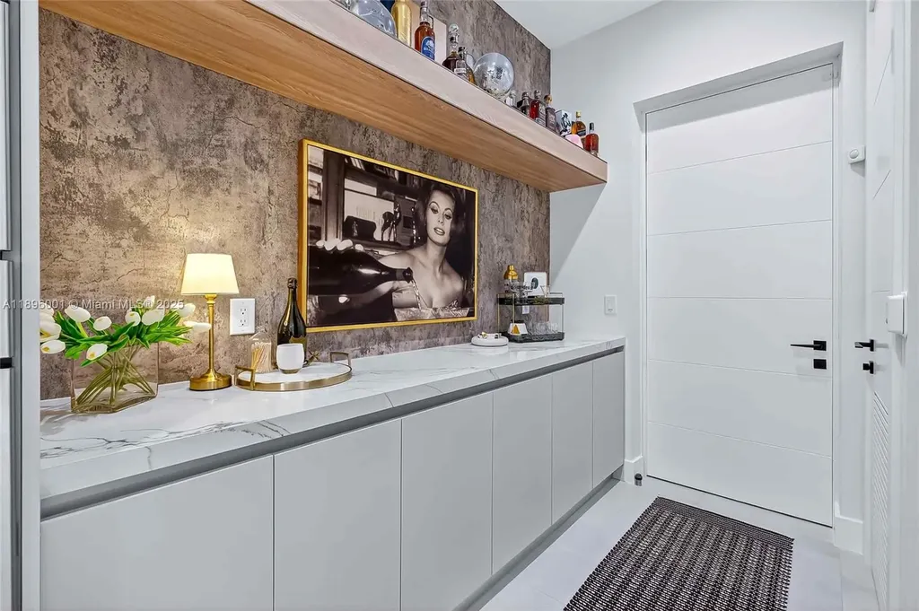 609 NE 8th Avenue Fort Lauderdale FL 33304